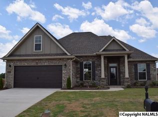 134 Carleigh Falls Dr, Meridianville, AL 35759