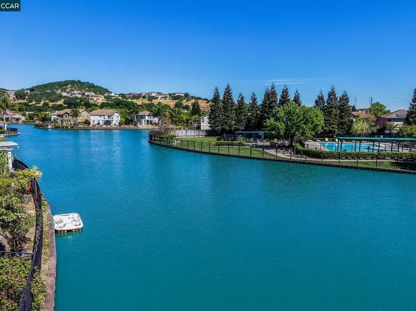 510 Crystal Rose Ct, Fairfield, CA 94534