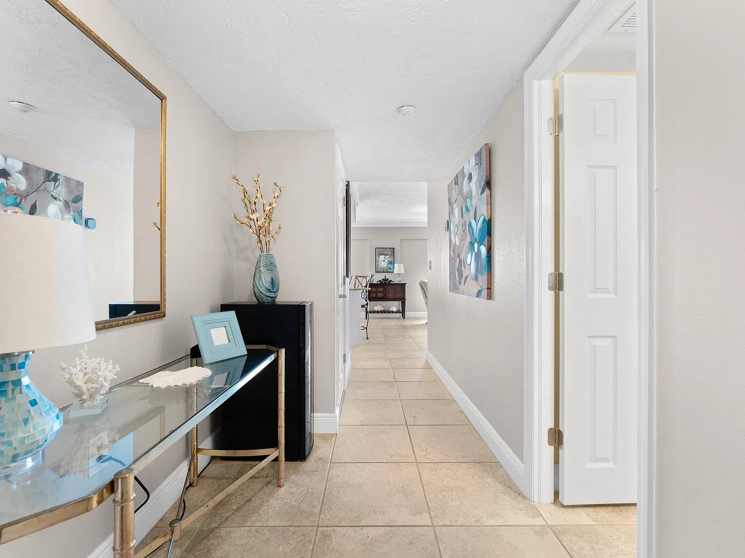 1 bed, 1.5 bath, 981 sqft, $5,500 — Photo 4