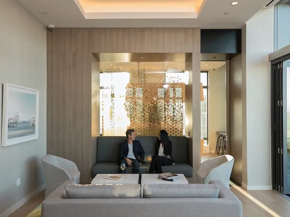 250 Ashland Place image 10 of 23