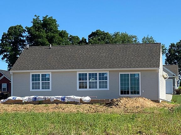 2nd image of 9176 Cottage Trl #7