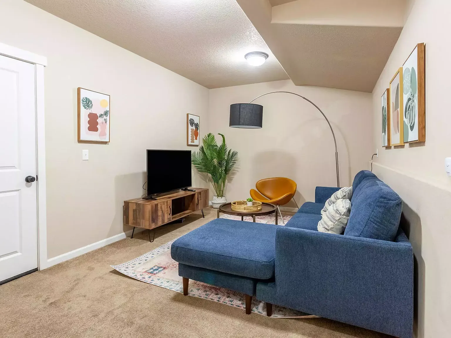 3 bed, 1530 sqft, $3,900 — Photo 3