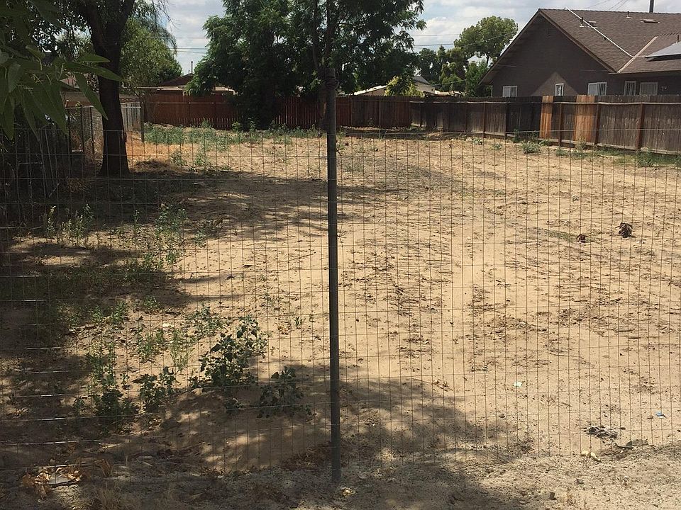 2nd image of 3093 Orchid Ave