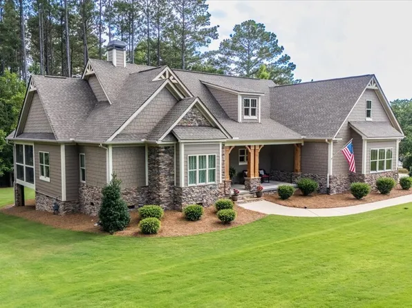 141 Hidden Lakes Dr, Gray, GA 31032