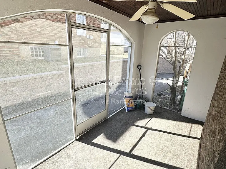 19 Hardith Hill Ct — Photo 32