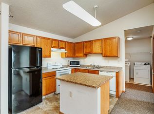THE HIGHLANDS, Saint Cloud, MN 56304