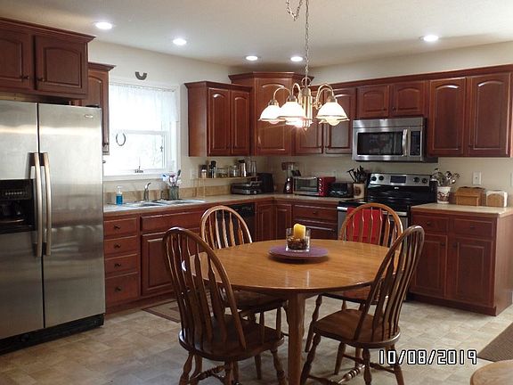 3rd image of 740 Highland Hills Dr