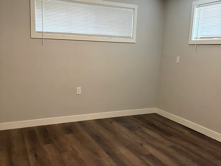 925 SW Holden St #2 — Photo 3