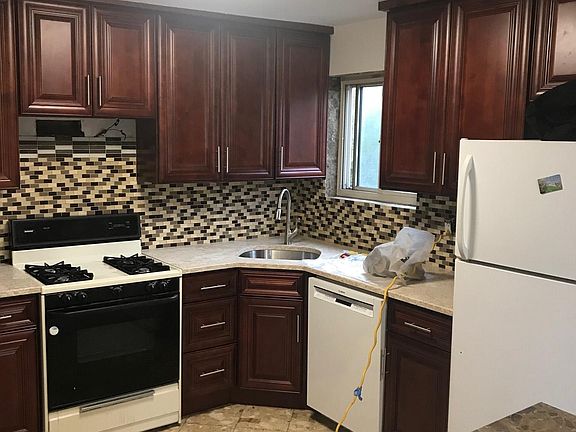 2nd image of 7521 Caldwell Ave Fl 2nd