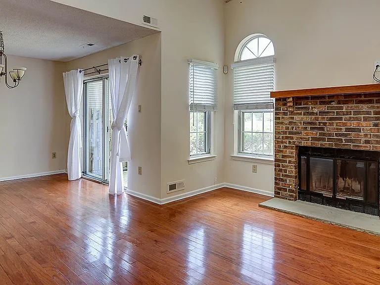 21 Claver Hill Way — Photo 6