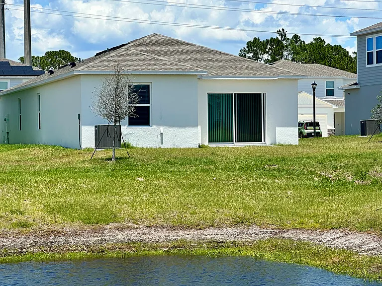 534 Wayland Dr — Photo 23
