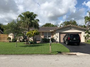 8242 NW 11th St, Coral Springs, FL 33071