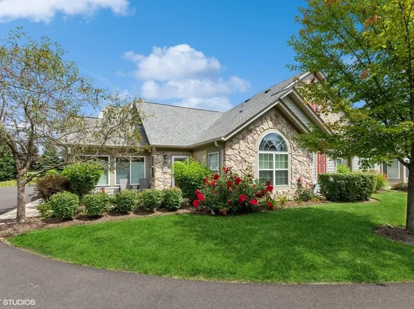 2007 Olmstead Dr, Woodstock, IL 60098