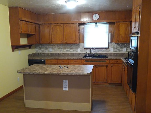 2nd image of 1229 SW 56th St