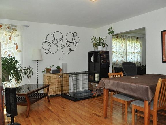 Dining / living room