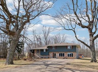 31660 N Lakes Trl, Lindstrom, MN 55045