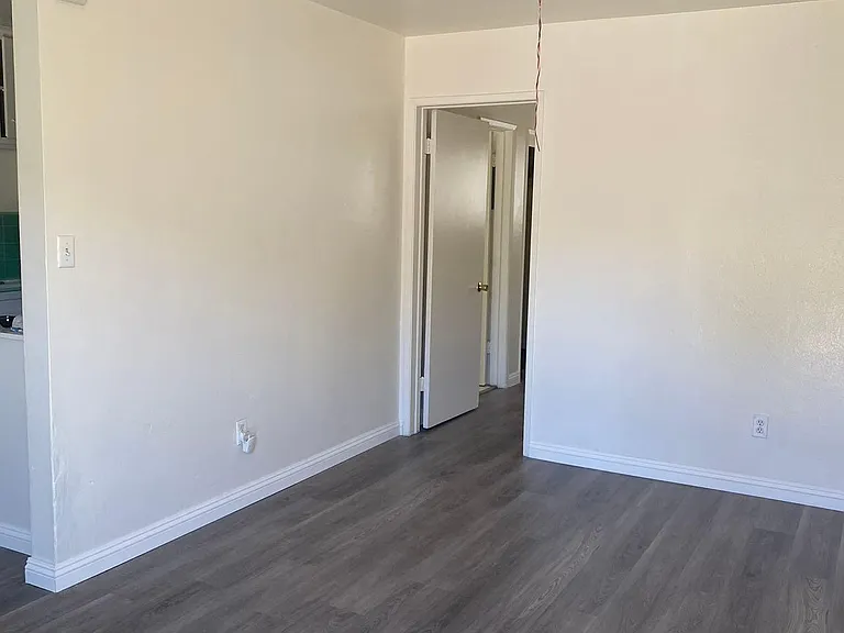 1202 S Belle Ave #C — Photo 4