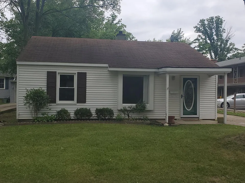 3173 Warick Rd