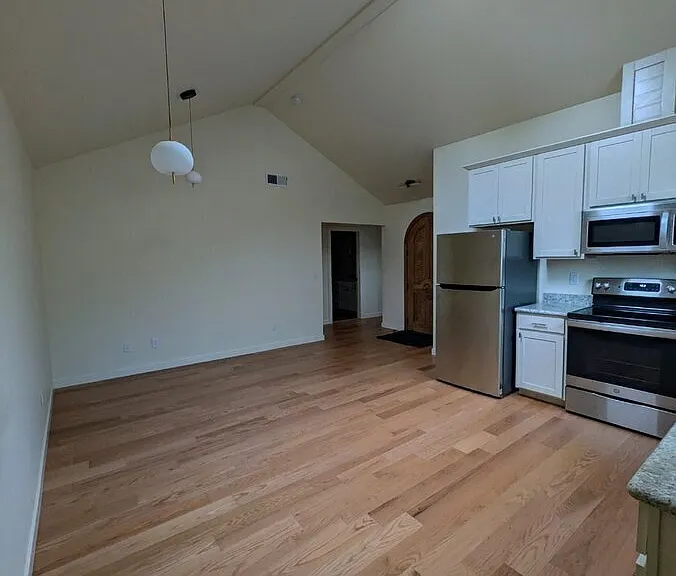 125 Dake Ave #A — Photo 5