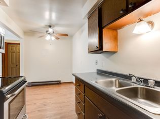 1932 10th Ave APT 2-C, Newport, MN 55055