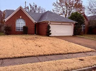 1022 Spanish Trail Ln, Cordova, TN 38018