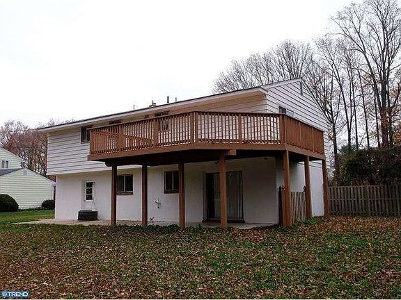 4th image of 2506 Pin Oak Dr
