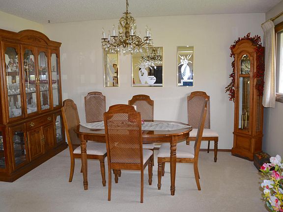 5th image of 1070 Dorwood Dr