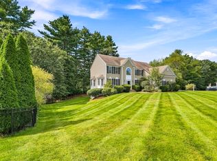 3 Washington Ln, Hopkinton, MA 01748