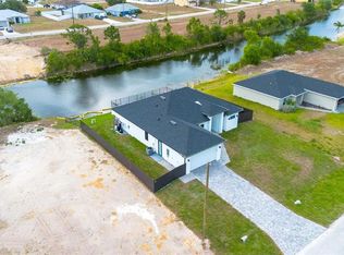 2916 NW 4th Pl, Cape Coral, FL 33993