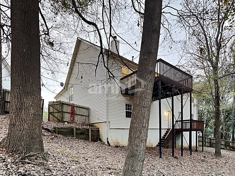 817 Hillary Ct — Photo 20