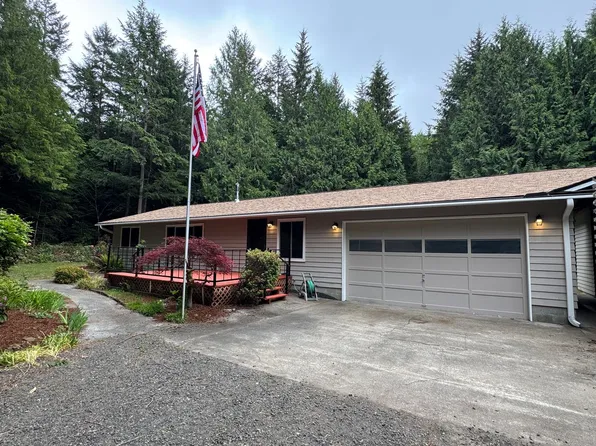 4005 NE Kedros Dr, Poulsbo, WA 98370