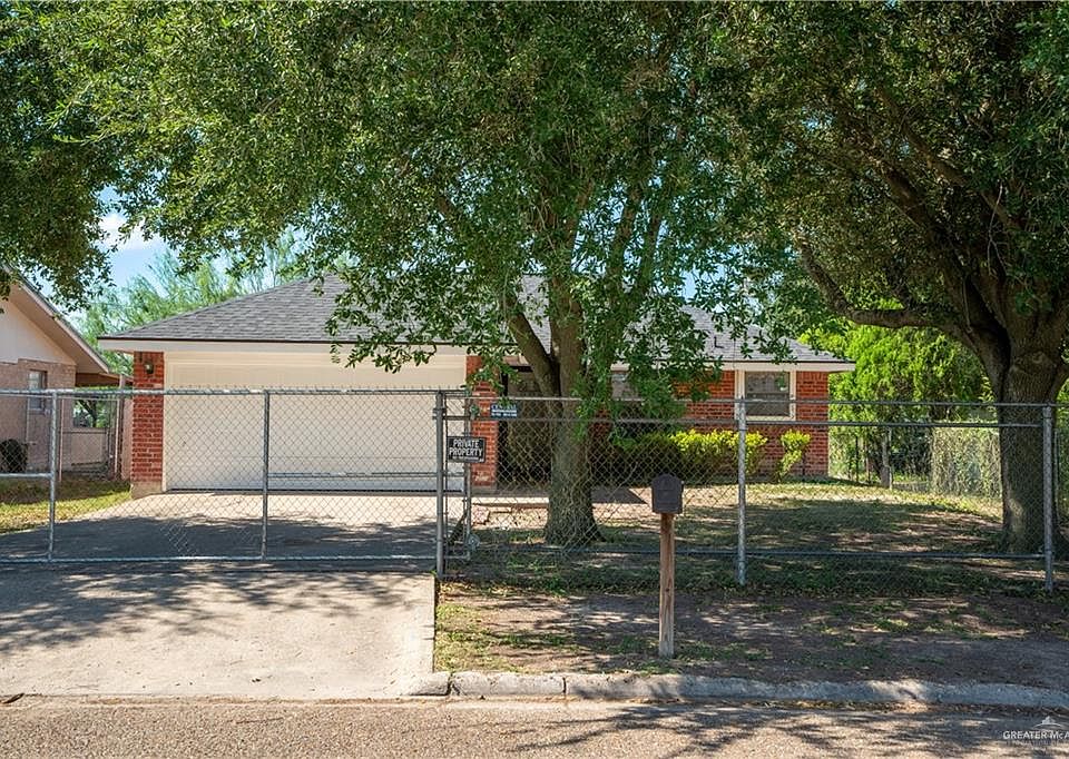 1st image of 1010 Park Ln