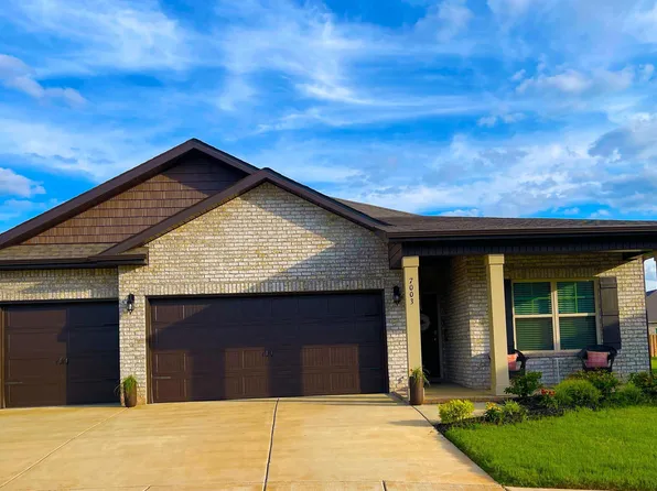 7003 Middle Creek Dr NW, Huntsville, AL 35806