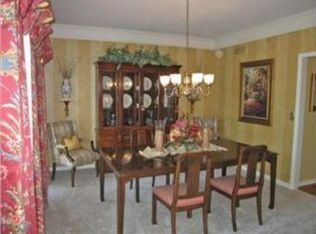4904 W 130th St, Leawood, KS 66209