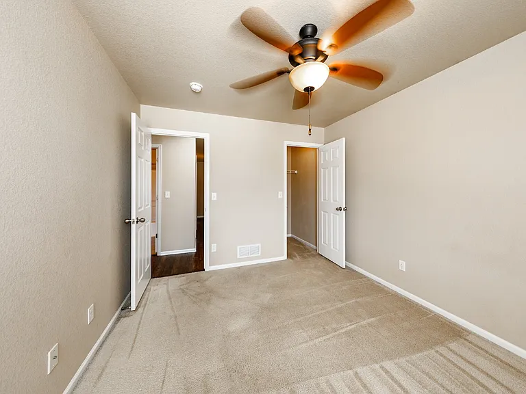 6104 Hayfield Pl — Photo 29