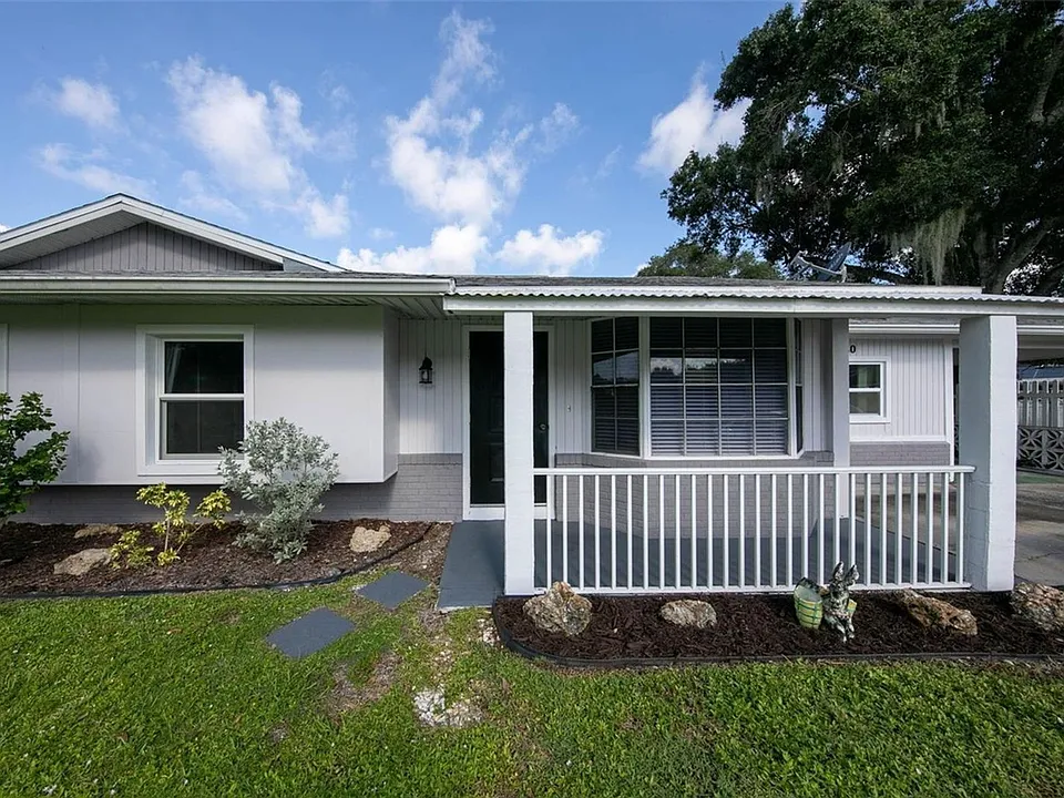 1110 Vernon Ave