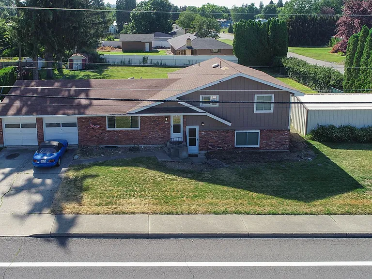 906 S McDonald Rd — Photo 1