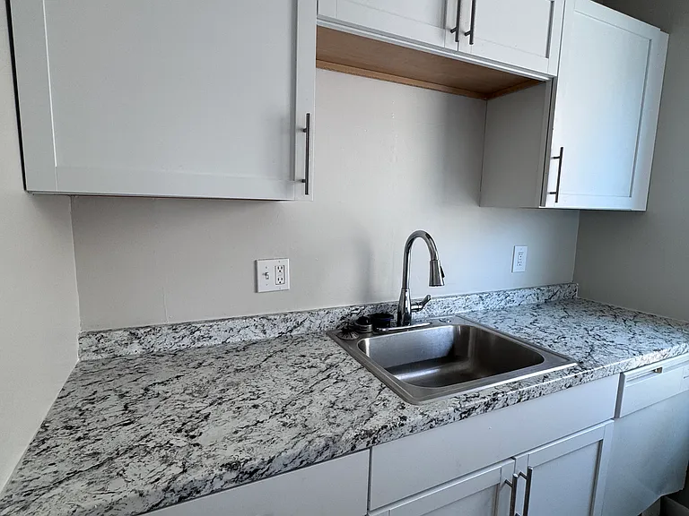 736 Savin Ave #2 — Photo 21