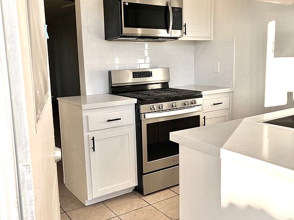 5th image of 26430 San Jacinto St #2