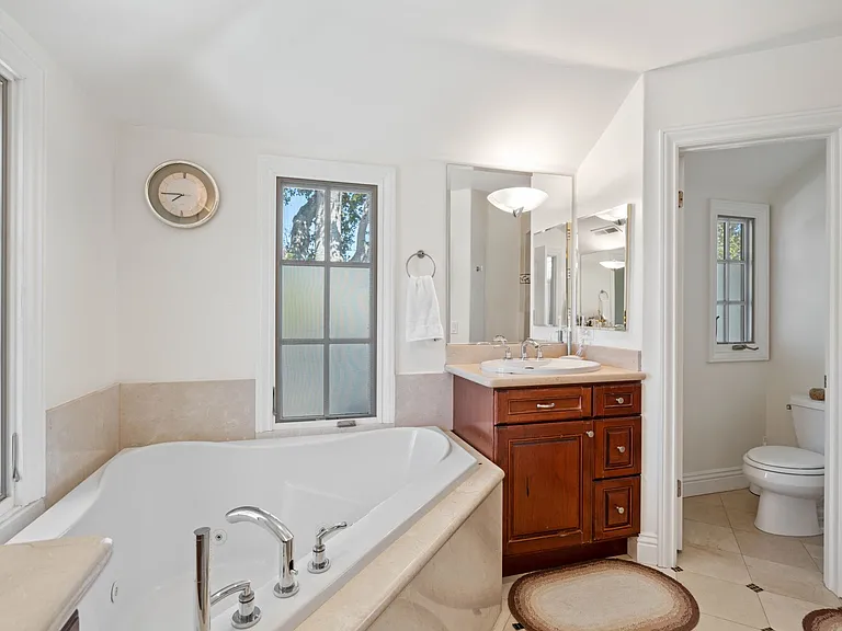 1236 Rose Ave — Photo 17