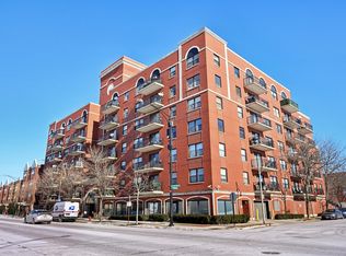 North Town Village, Chicago, IL 60642