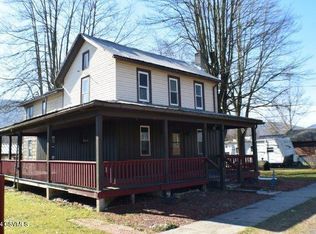 61 Glen Iron Rd, Millmont, PA 17845