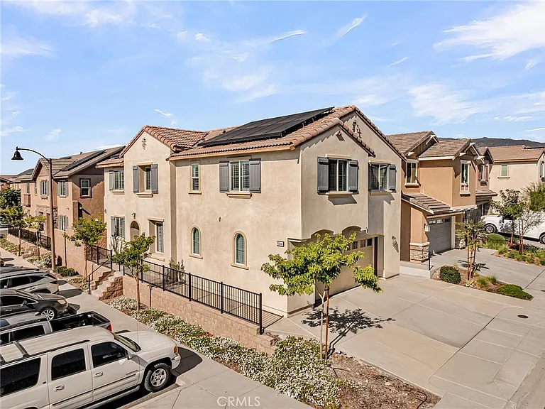 16064 Symphony Ln — Photo 6