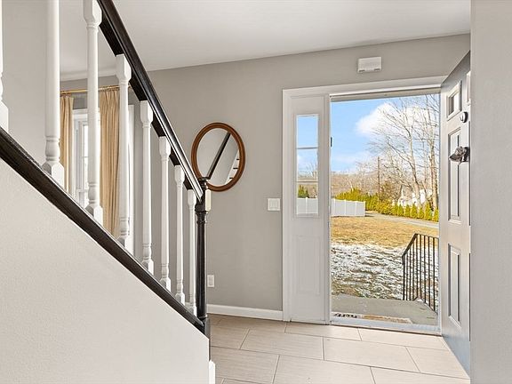 4th image of 61 Holmes Rd