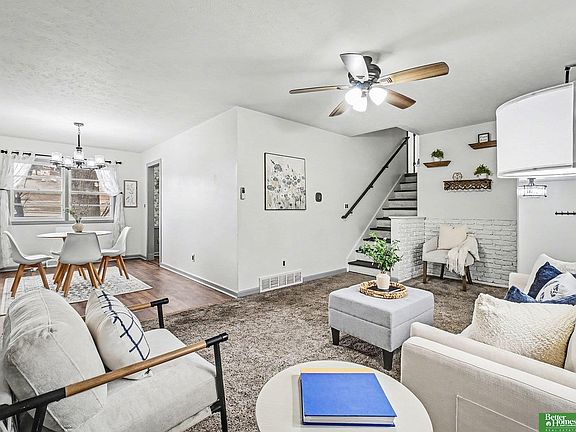 4th image of 709 Sherman Dr