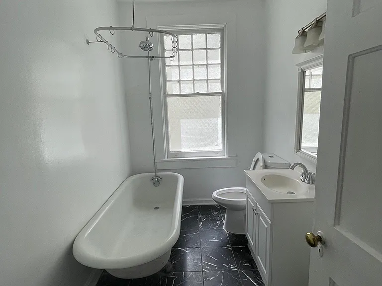 7810 Saint Charles Ave — Photo 12