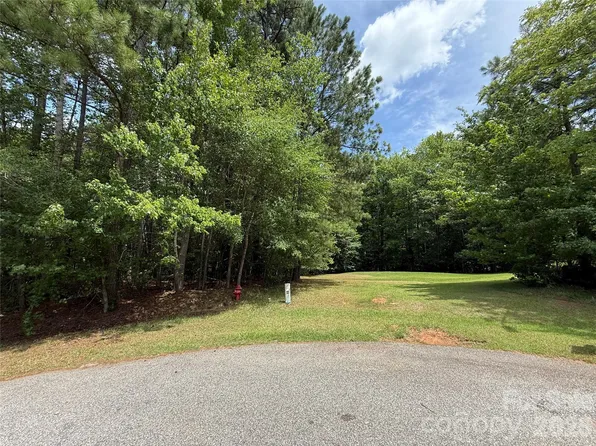 Highland Woods Dr, Wadesboro, NC 28170