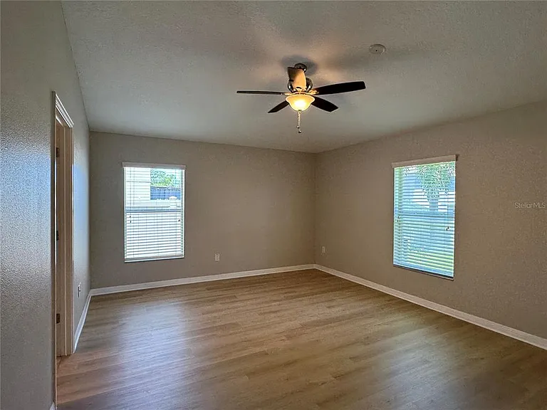10405 Summer Azure Dr — Photo 16