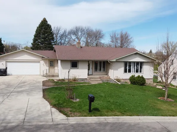 18 5th Ave NE, Elbow Lake, MN 56531