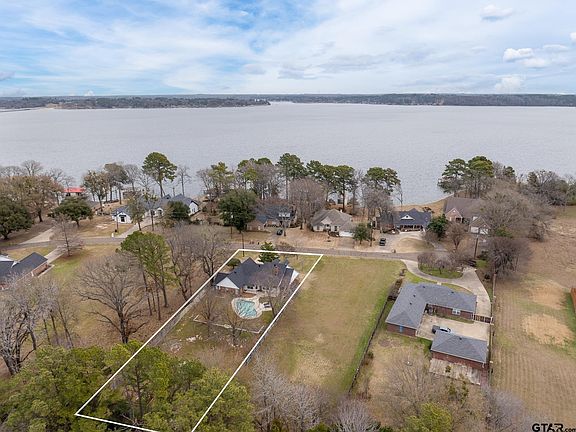 3rd image of 22735 Diamond Bay Dr